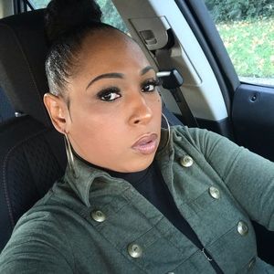 Meet your Posher, Secolia